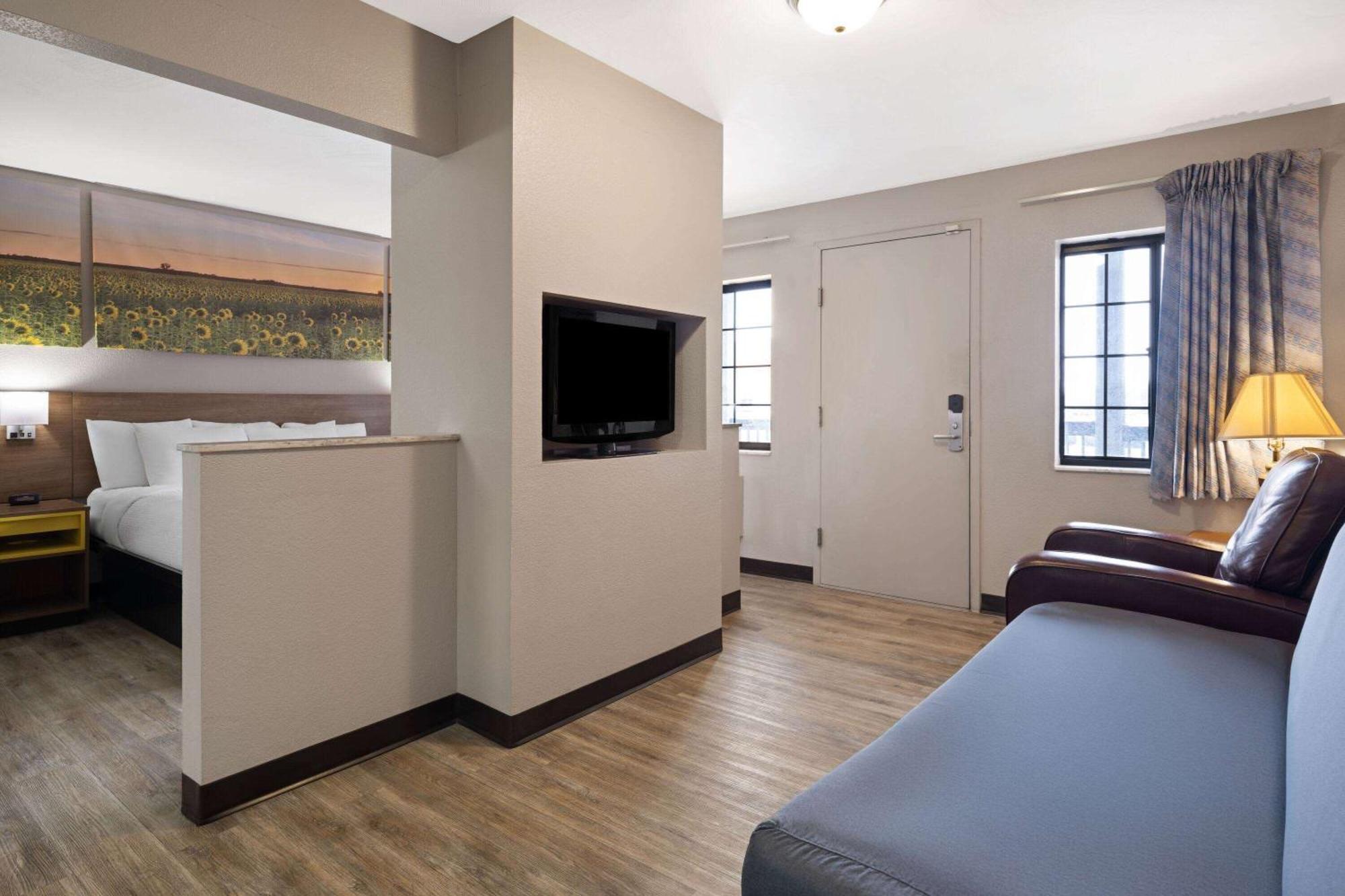 Days Inn & Suites By Wyndham Kokomo Luaran gambar